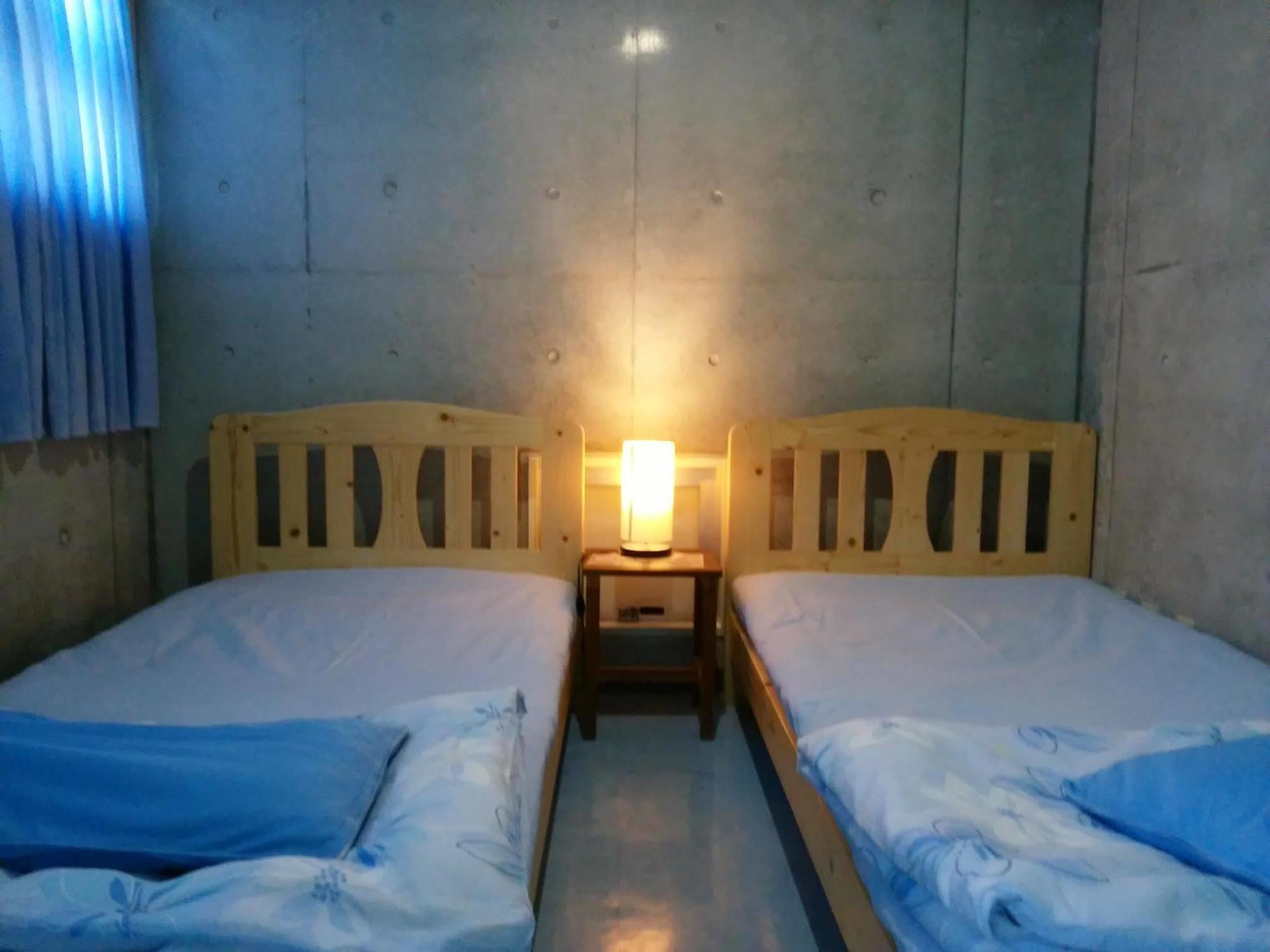 Guesthouse Seaglass Itoman Exterior photo